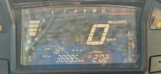 Honda VFR 800X Crossrunnner Roja con maletas