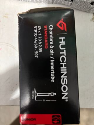 3 camaras de bicicleta Kenda y Hutchinson