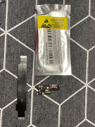 Conector Carga Pocophone F1