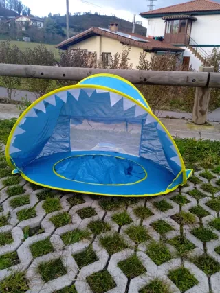 Tienda campaña infantil tiburón azul