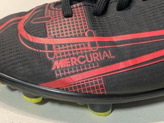 Bota Fútbol Niño Talla 34 Nike Mercurial