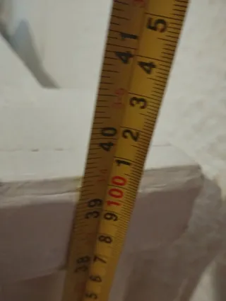 Cabecero de madera blanco. No hago envío.