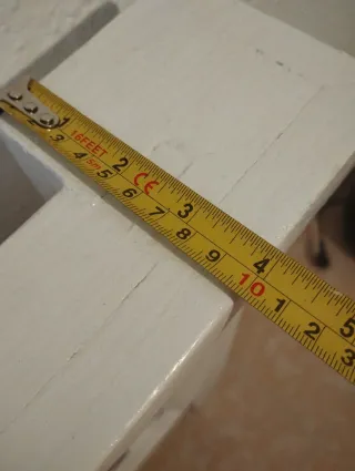 Cabecero de madera blanco. No hago envío.