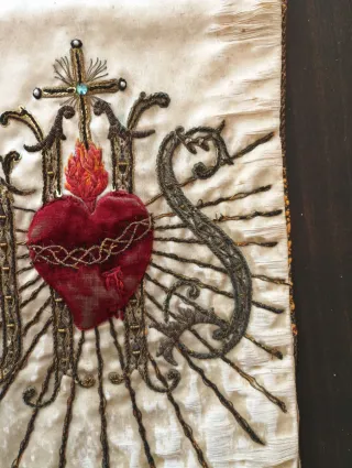 Cortina Sagrario Corazón de Jesús Bordado en oro