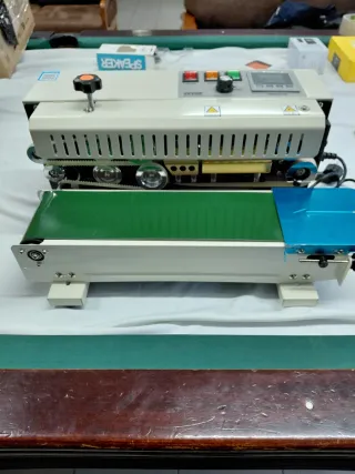 Máquina de Selar Contínua