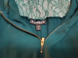 Blusa  Express verde con cremallera y encaje