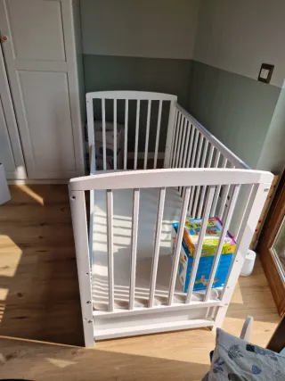 Lettino 120x60 con materasso e cassettone