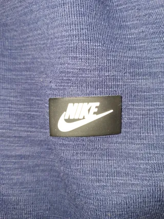 Sudadera vintage Nike azul con bolsillo