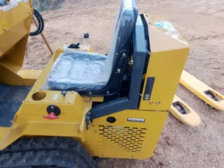 Mini cargadora YF480 1.6 TN