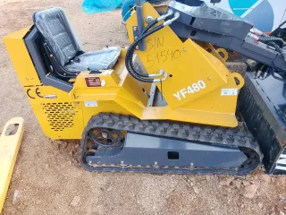 Mini cargadora YF480 1.6 TN