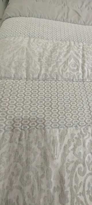 Edredón 135cm Gris y Blanco