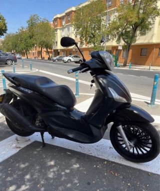 Piaggio Beverly 300 Police