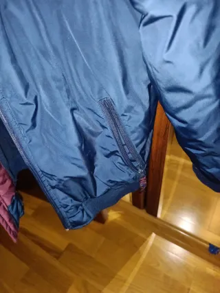 Abrigo infantil niño azul y rojo de 9 a 12 años