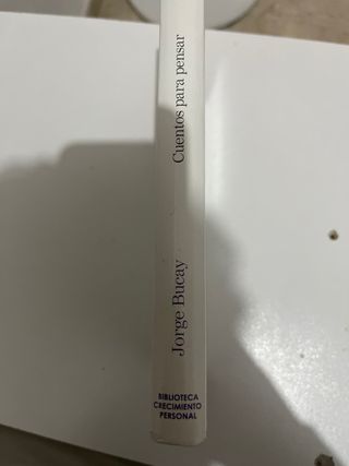 Libro “Cuentos para pensar” de jorge bucay