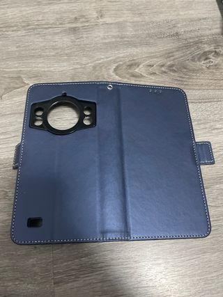 Funda azul para móvil