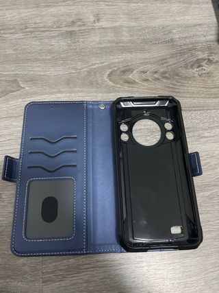 Funda azul para móvil