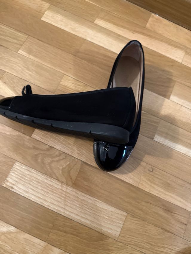 Unisa Bailarinas Negras Charol y Ante