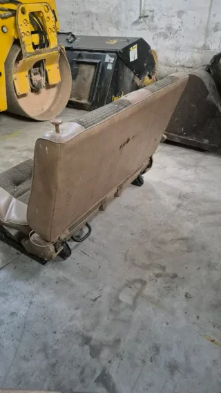 Asiento trasero Mitsubishi Pajero MK1