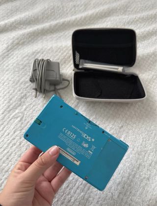 Nintendo DSi Azul con Accesorios