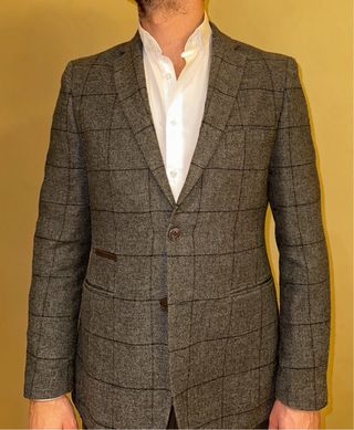 Americana gris a cuadros