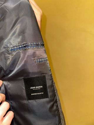 Americana gris a cuadros