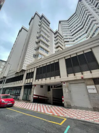 Se alquila plaza de garaje para moto