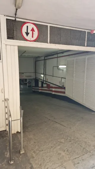 Se alquila plaza de garaje para moto