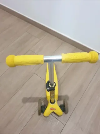 Patinete Micro Mini Amarillo