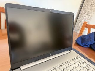 Portátil HP Plata y Negro