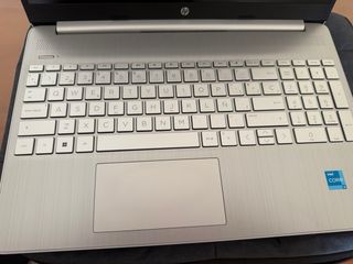 Portátil HP Plata y Negro