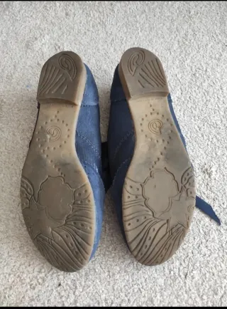 Sapatos de camurça azuis senhora