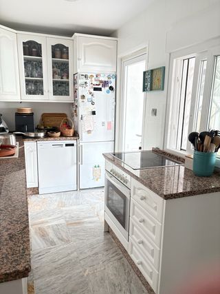 Cocina completa con electrodomésticos