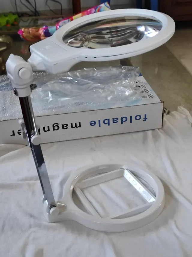 Lupa pieghevole con luce, 2 lenti e plotter