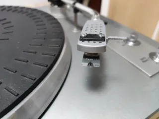Tocadiscos Garrard GT-25P Plata