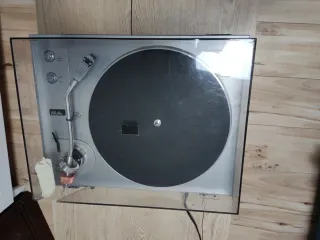 Tocadiscos Garrard GT-25P Plata