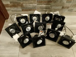 12 Focos LED Flos 3000K