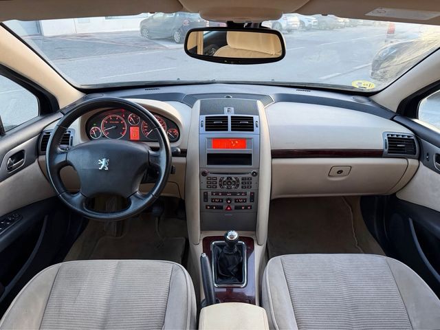 PEUGEOT 407 2.0i 136CV