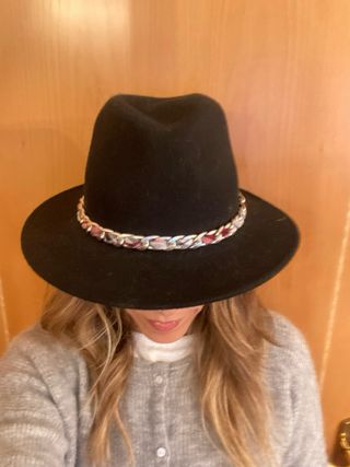 Sombrero Zara Negro con cinta multicolor