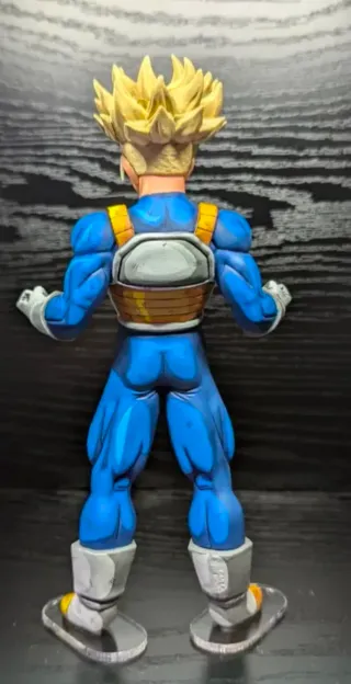 Figura Trunks SS1 Gama Clearise Repintada