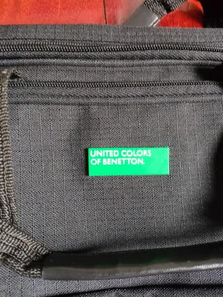 Maletín United Colors of Benetton