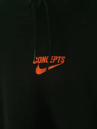 Sudadera Nike SB Concepts Negra Naranja