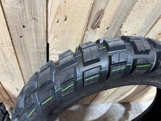 NEUMÁTICOS CST EX01 90/90-21 Y 140/80-18 NUEVOS