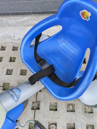 Triciclo bicicleta infantil pedales