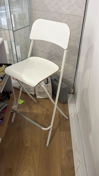 Silla alta plegable recepción