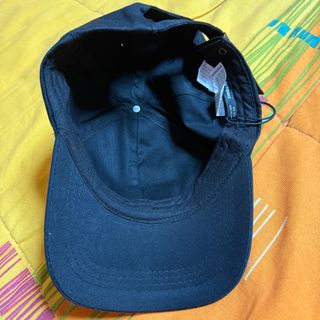 Gorra Bershka Talla M Negra