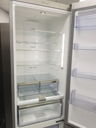 Nevera Combi Balay porta Cristal con garantía