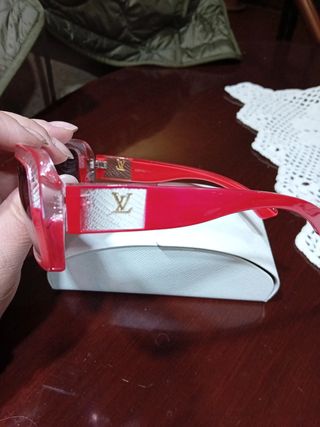 Occhiali da sole Louis Vuitton Rossi