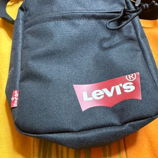 Bolso Levi's Cruzado Mini Negro