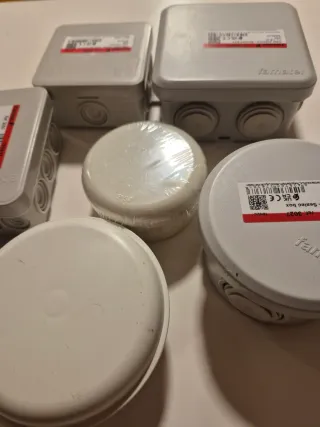 Cajas estancas Famatel (3 unidades)