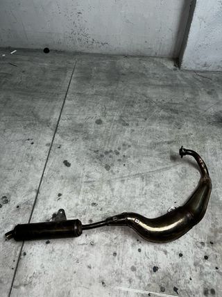 Tubo de escape original Derbi Senda
